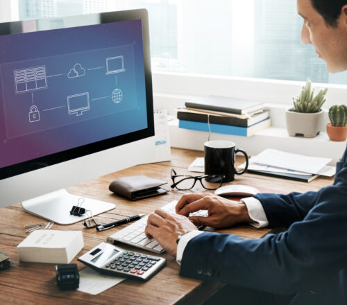 CONECTANDO-SE-DE-FORMA-INTELIGENTE-SOLUCOES-CLOUD-HIBRIDA-PARA-EMPRESAS-500x440 Home